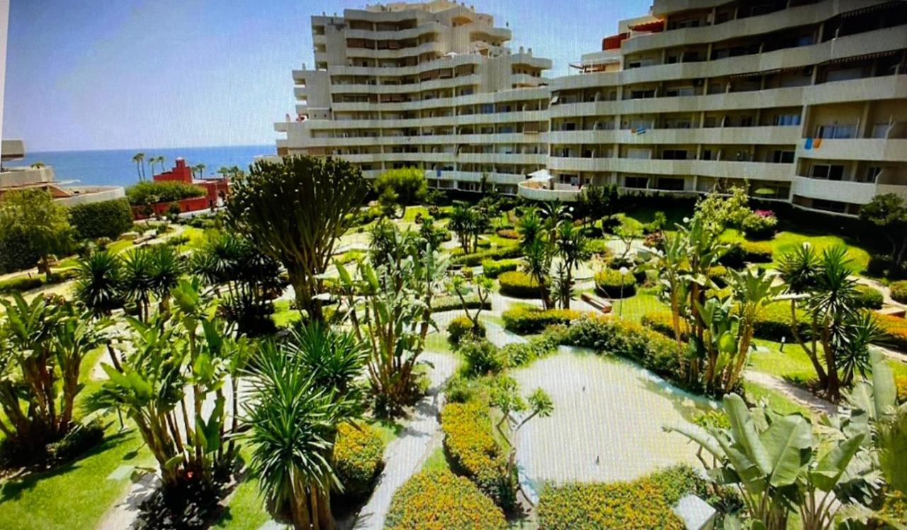 Apartment Benalbeach 2bdr Beach100m 5 Pools Gardens Benalmádena