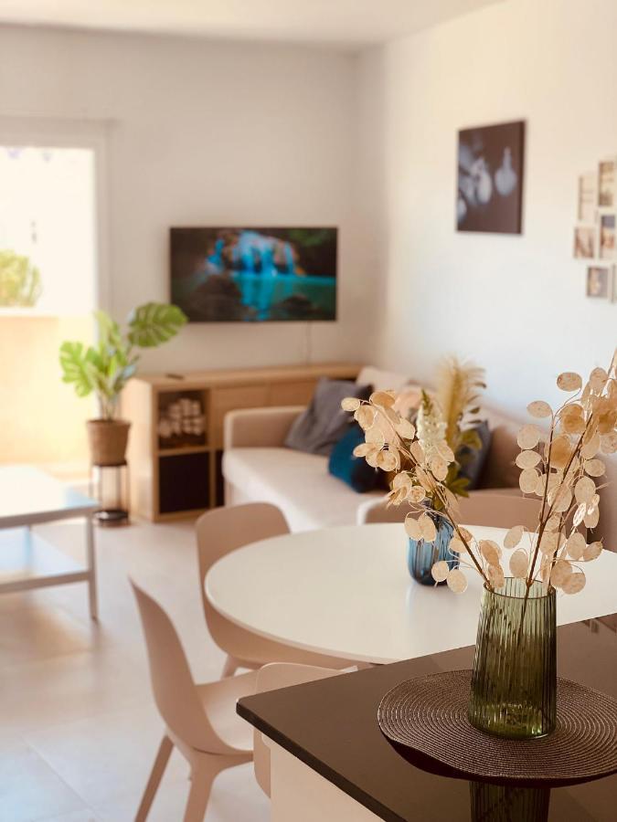 Benalbeach 2bdr Beach100m 5 Pools Gardens Apartment *