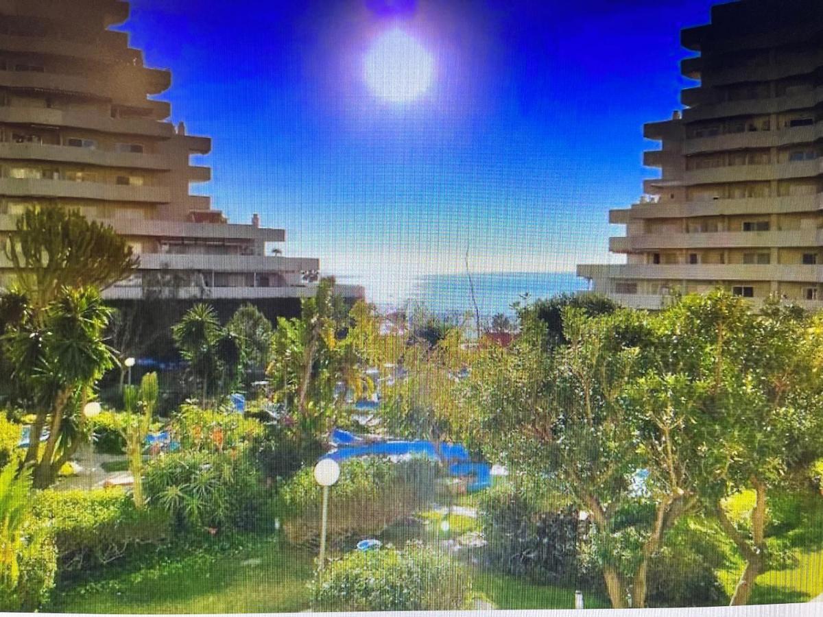 Apartment Benalbeach 2bdr Beach100m 5 Pools Gardens Benalmadena