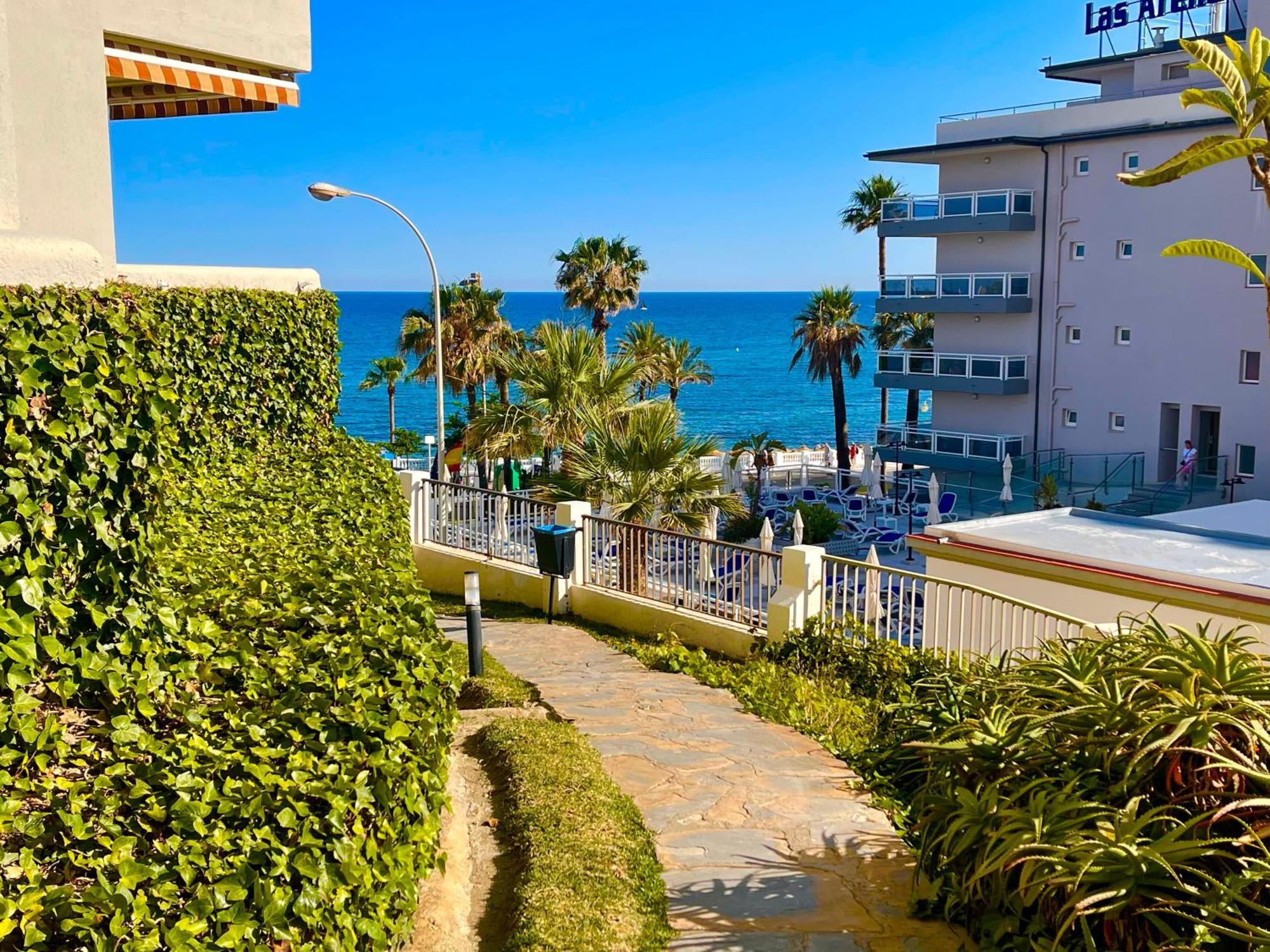 Benalbeach 2bdr Beach100m 5 Pools Gardens * Benalmadena