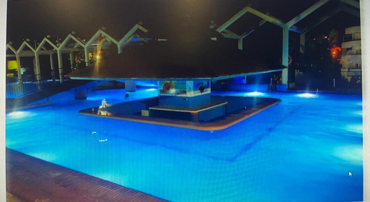 Benalbeach 2bdr Beach100m 5 Pools Gardens Apartment Benalmadena